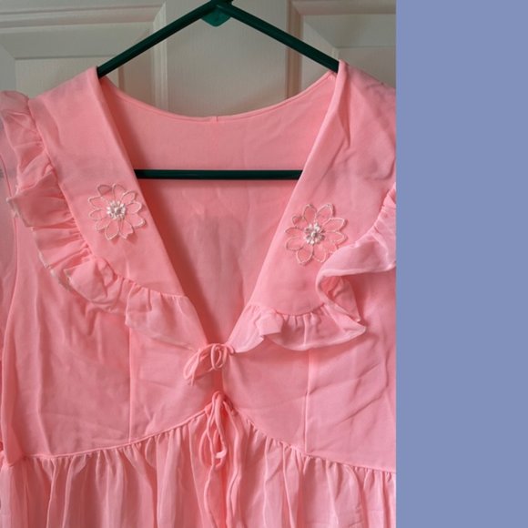 Vintage Coral Peignoir - Picture 3 of 7